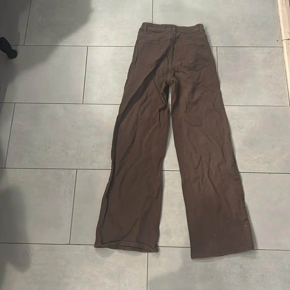 H&M women's Bootcut Jeans in Rich Brown - Picture 2 of 3